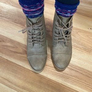 Brown boots
